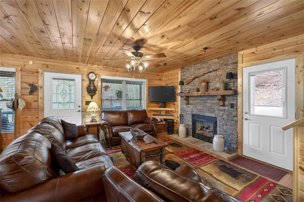 88 Crest Road Blairsville, GA 30512