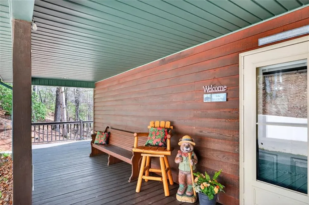 88 Crest Road Blairsville, GA 30512