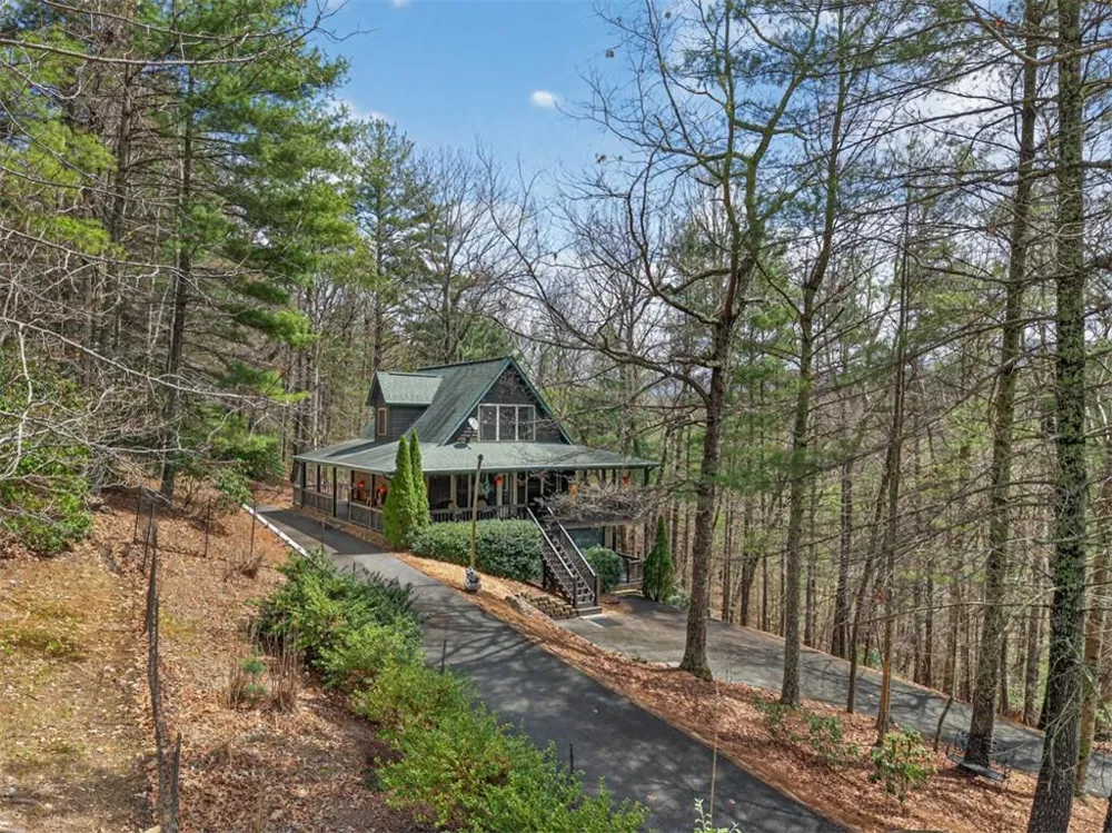 88 Crest Road Blairsville, GA 30512
