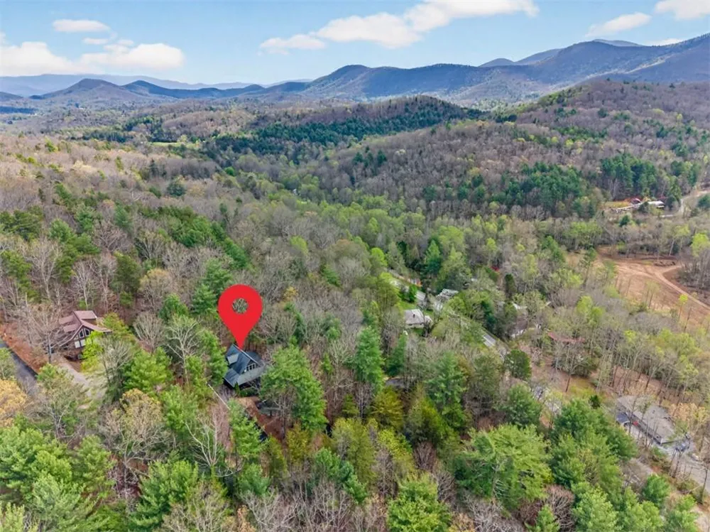 88 Crest Road Blairsville, GA 30512
