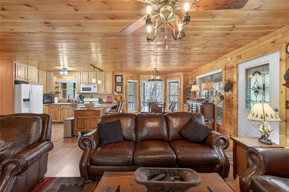 88 Crest Road Blairsville, GA 30512