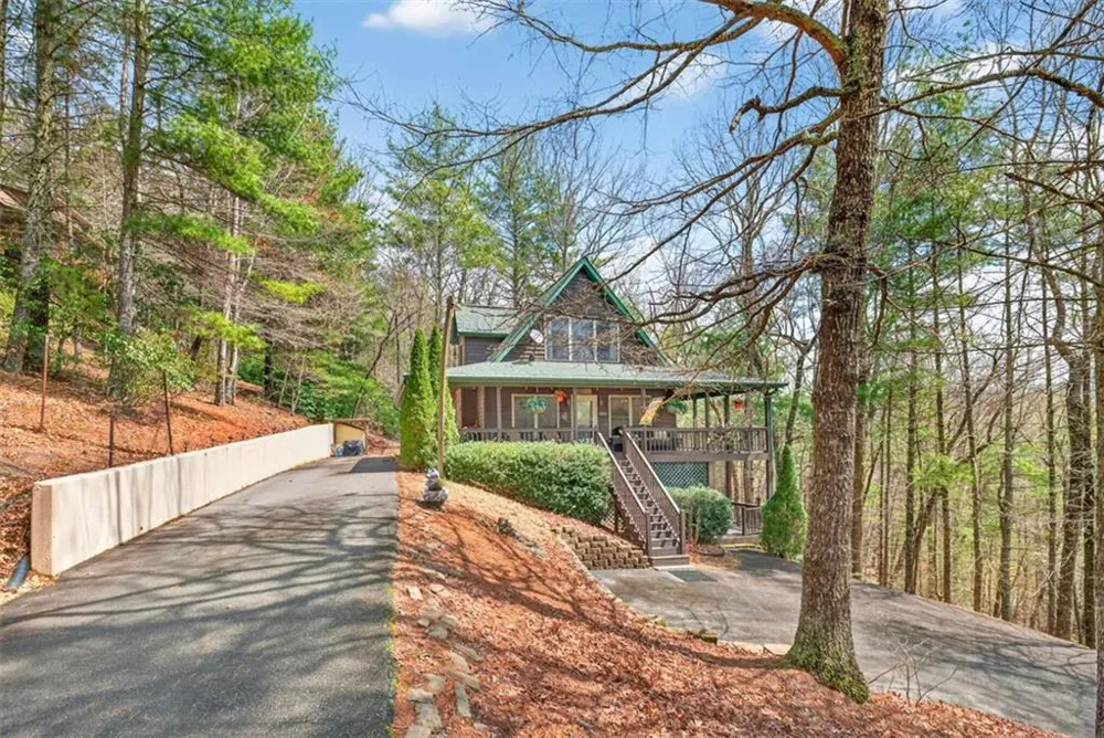 88 Crest Road Blairsville, GA 30512