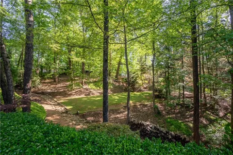 5977 Nachoochee Trail