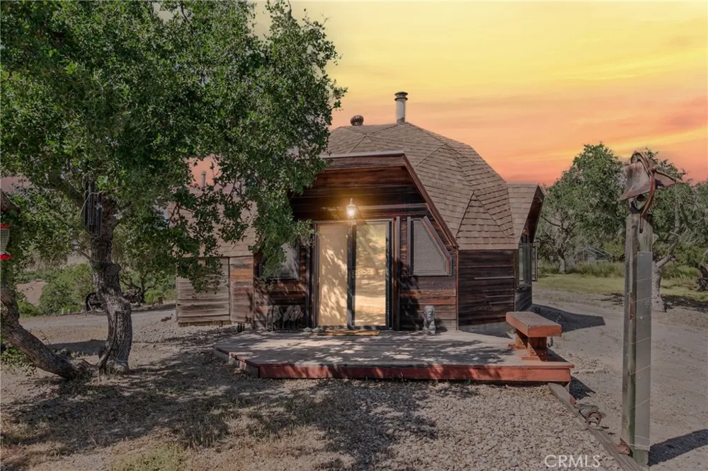 61446 Vista Bradley, CA 93426