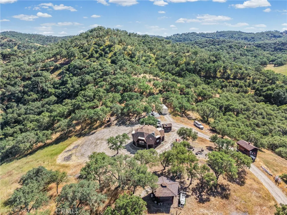 61446 Vista Bradley, CA 93426