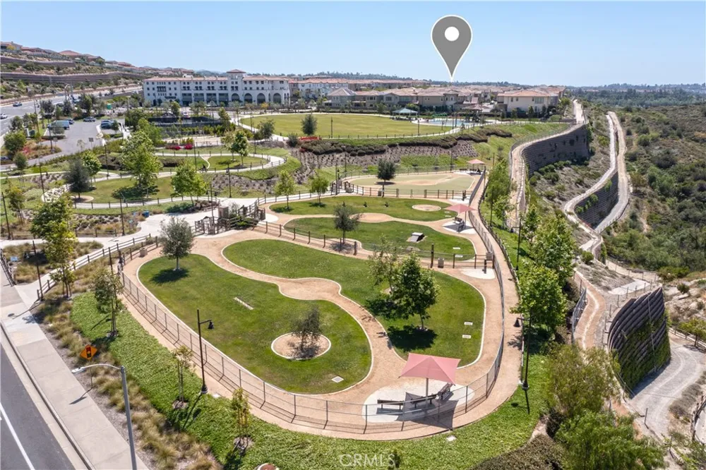 609 Shadowbrook Lake Forest, CA 92610