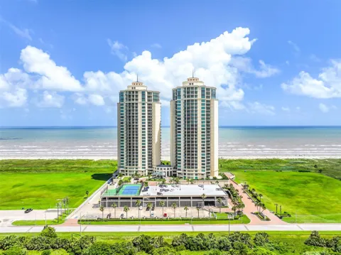 801 E Beach Drive #BC2808