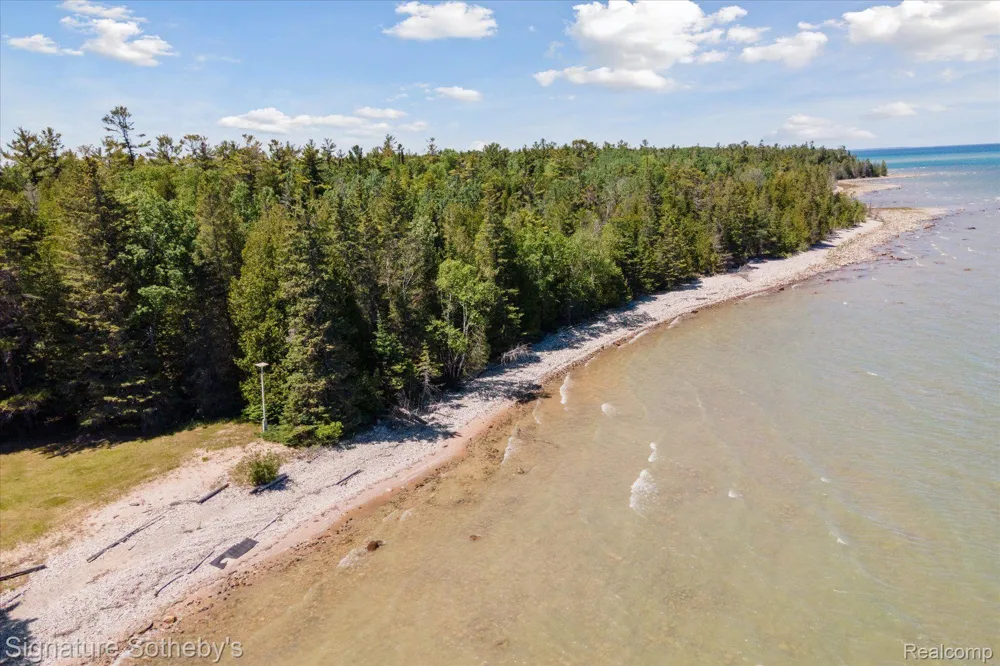 9842 Misery Bay Alpena City, MI 49707