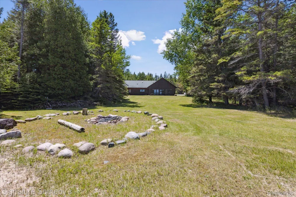 9842 Misery Bay Alpena City, MI 49707