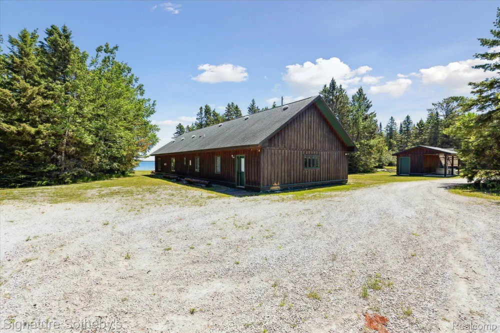 9842 Misery Bay Alpena City, MI 49707