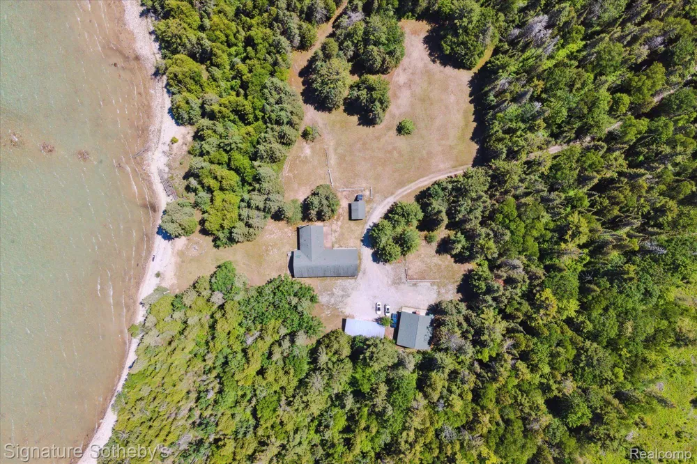 9842 Misery Bay Alpena City, MI 49707
