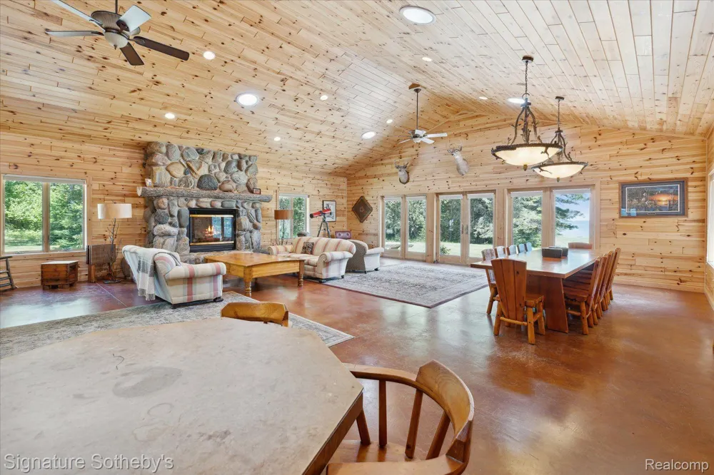 9842 Misery Bay Alpena City, MI 49707