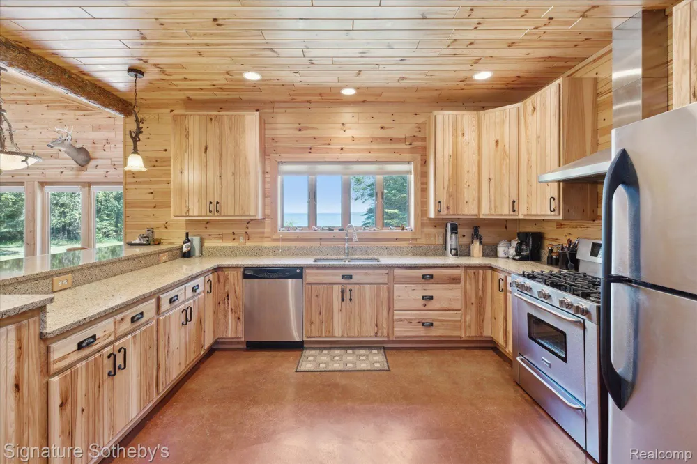 9842 Misery Bay Alpena City, MI 49707