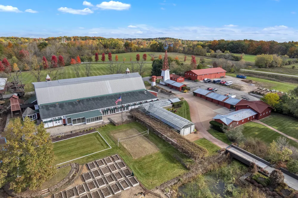 5105 Turtle Point Drive Northfield Township, MI 48105