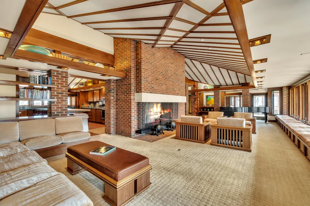 5105 Turtle Point Drive Northfield Township, MI 48105