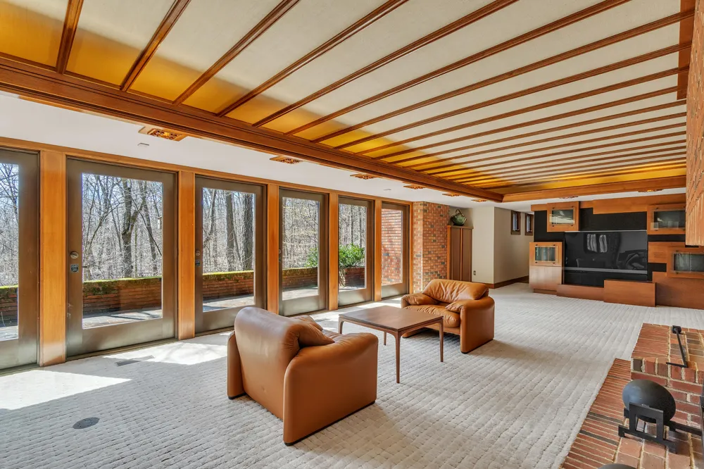5105 Turtle Point Drive Northfield Township, MI 48105