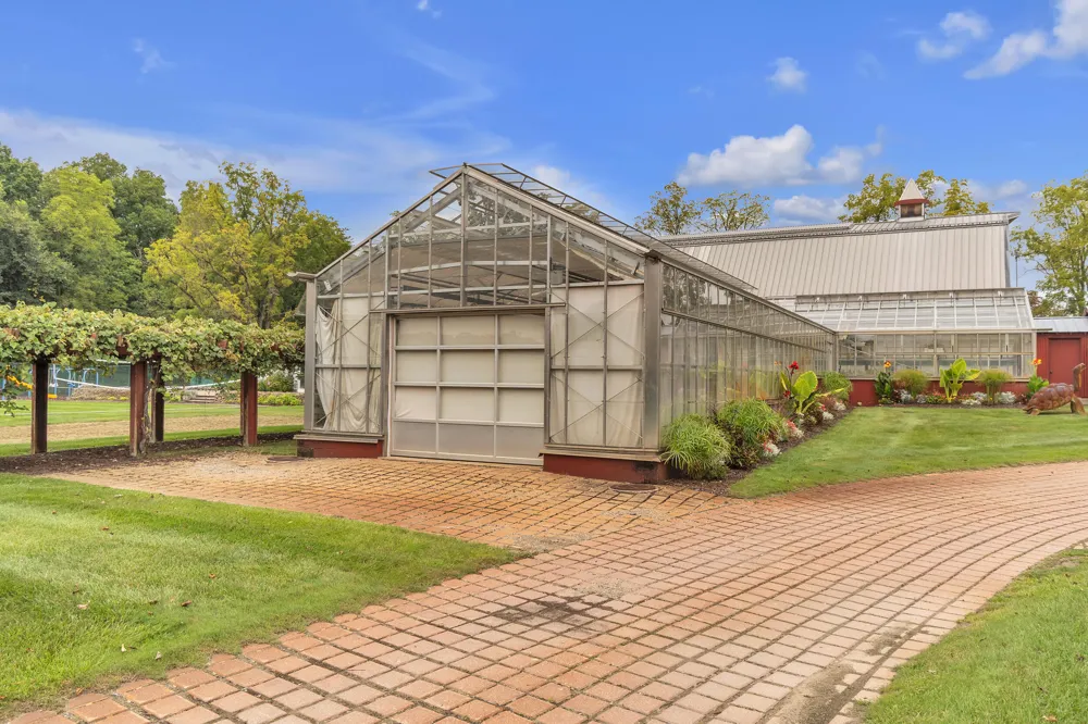 5105 Turtle Point Drive Northfield Township, MI 48105