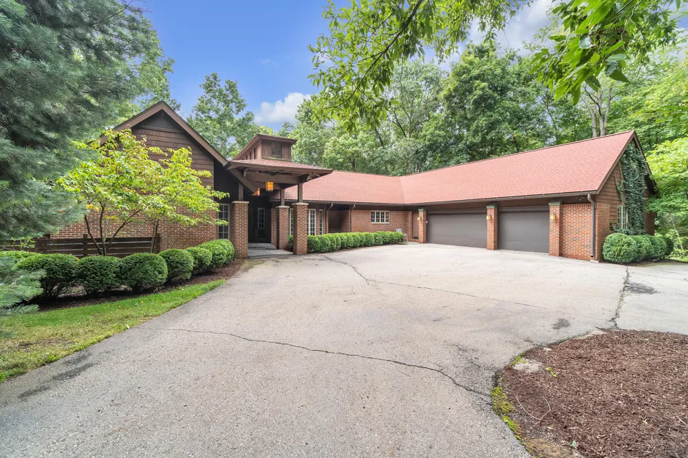 5105 Turtle Point Drive Northfield Township, MI 48105