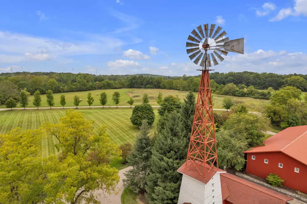 5105 Turtle Point Drive Northfield Township, MI 48105