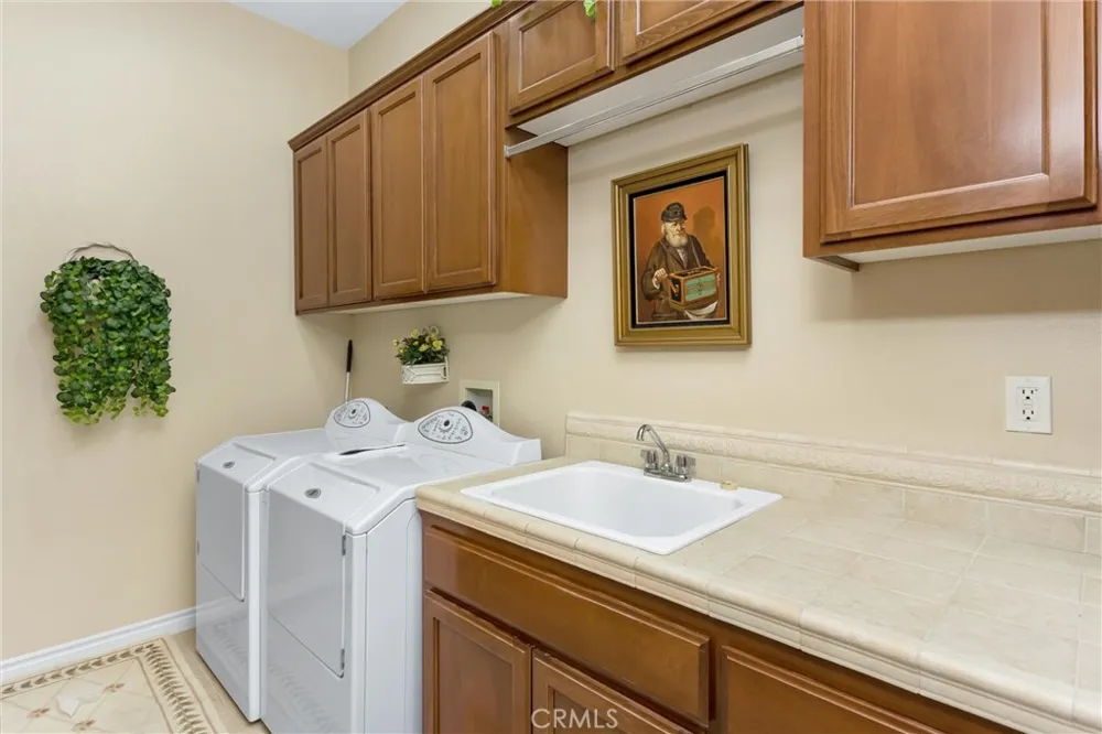 9841 Kehl Canyon Cherry Valley, CA 92223