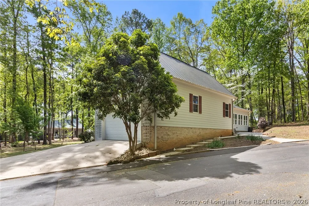 104 Greenside Lane Sanford, NC 27332