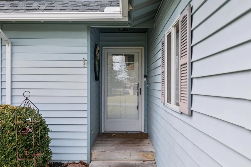 7201 Holiday Drive Canadian Lakes, MI 49346