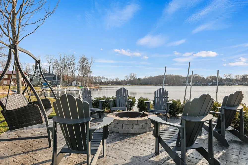 7201 Holiday Drive Canadian Lakes, MI 49346
