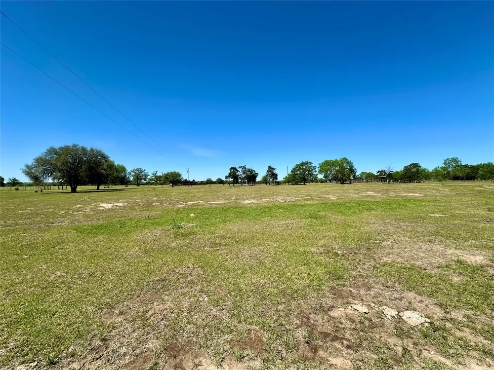 924 Hwy 95 S Smithville, TX 78957