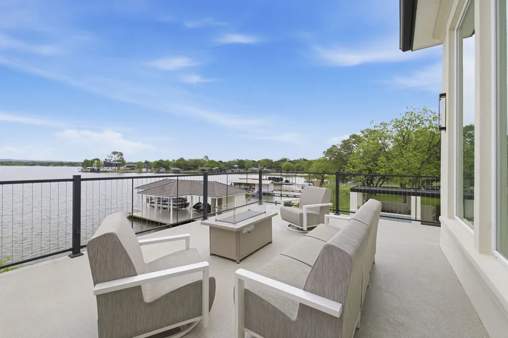 136 S Shorewood Drive Granite Shoals, TX 78654