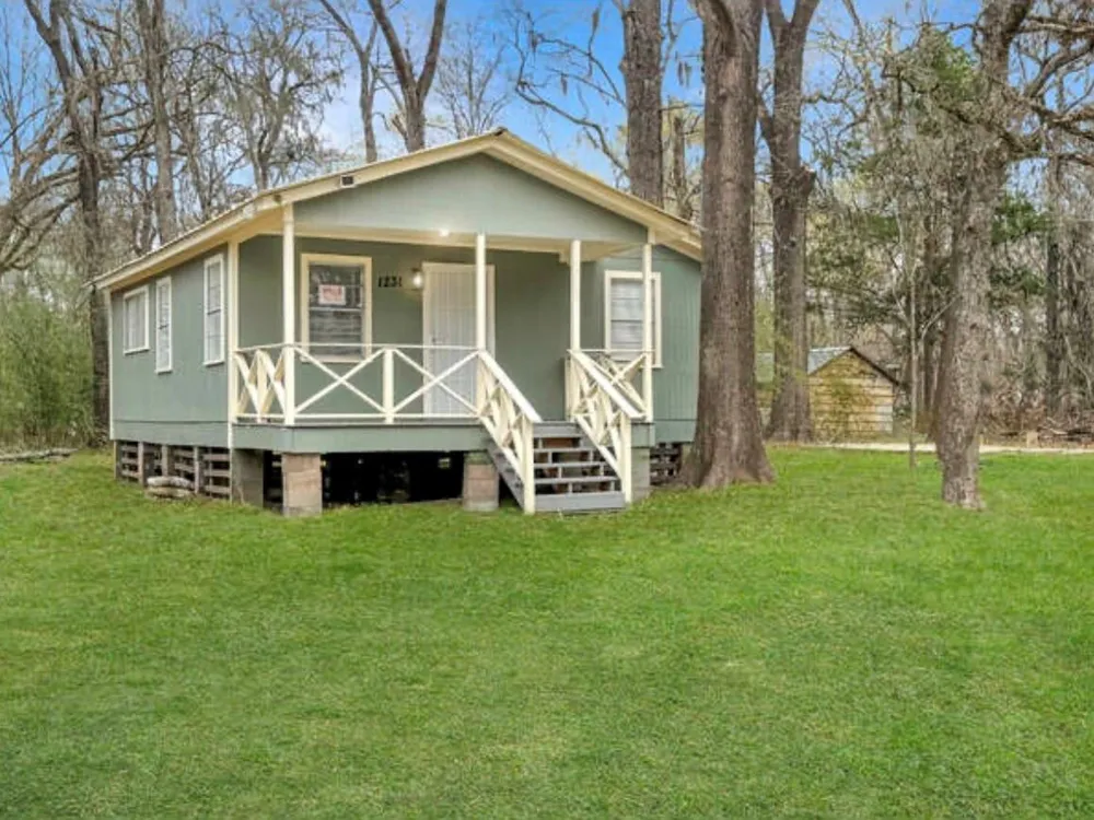 1231 Martinez Street Coldspring, TX 77331