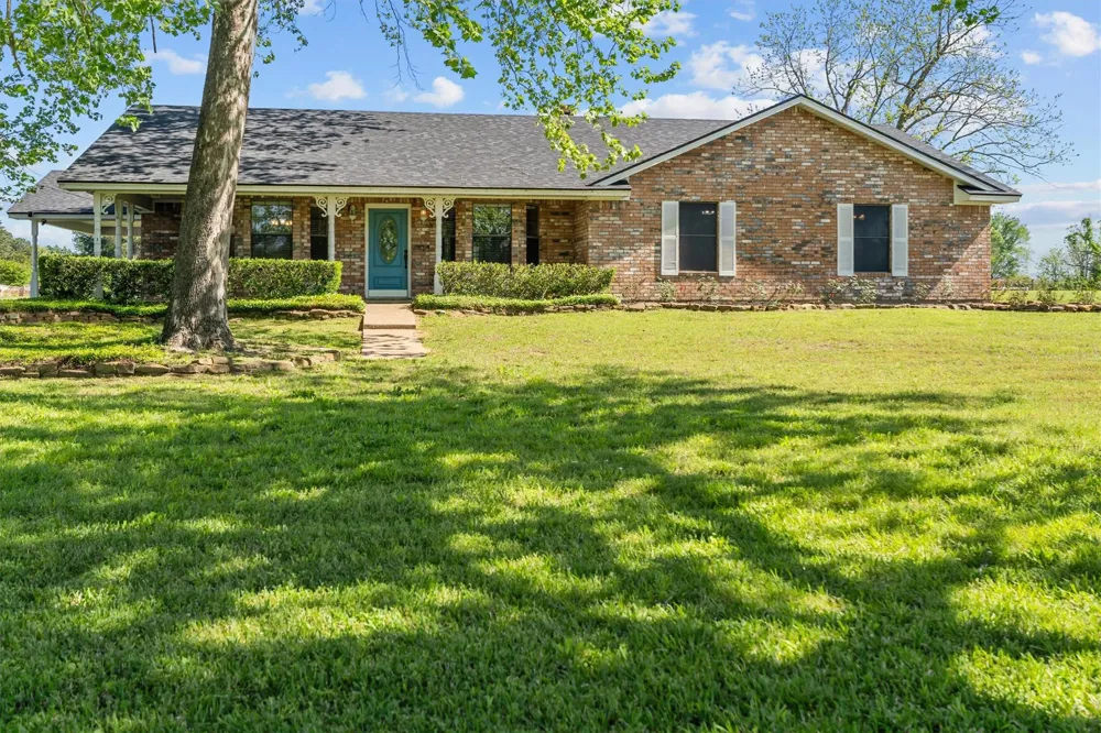 109 Meadowview Street Crockett, TX 75835