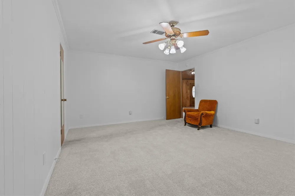 109 Meadowview Street Crockett, TX 75835