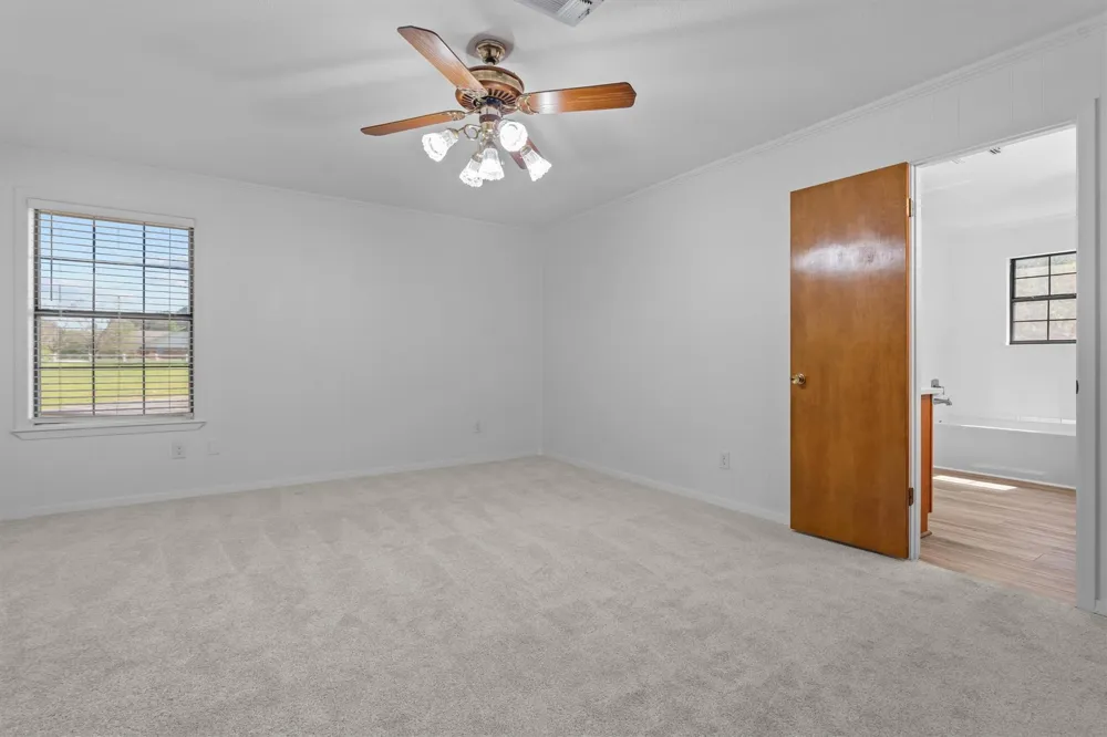 109 Meadowview Street Crockett, TX 75835