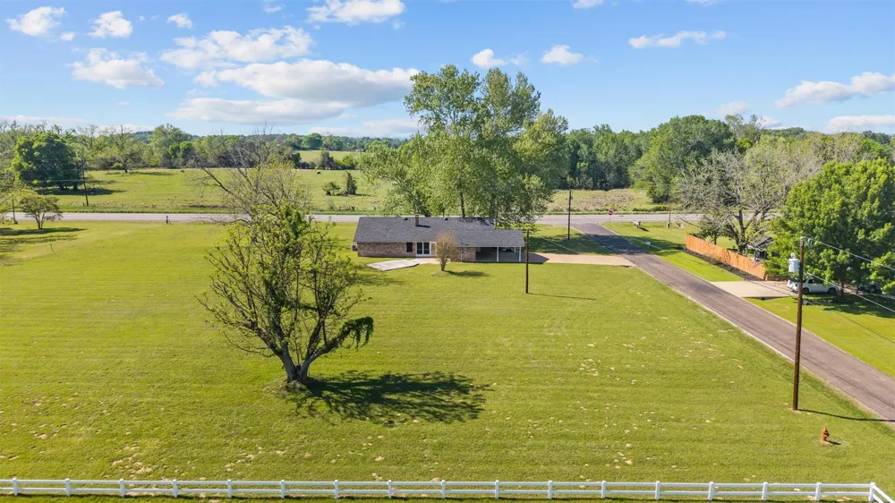 109 Meadowview Street Crockett, TX 75835