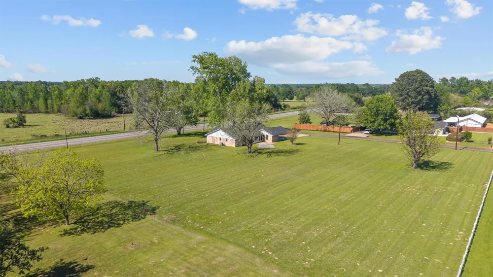 109 Meadowview Street Crockett, TX 75835