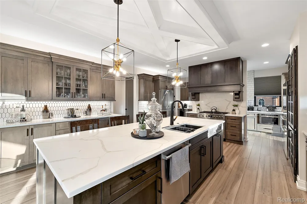 1454 Banmoor Drive Troy City, MI 48084