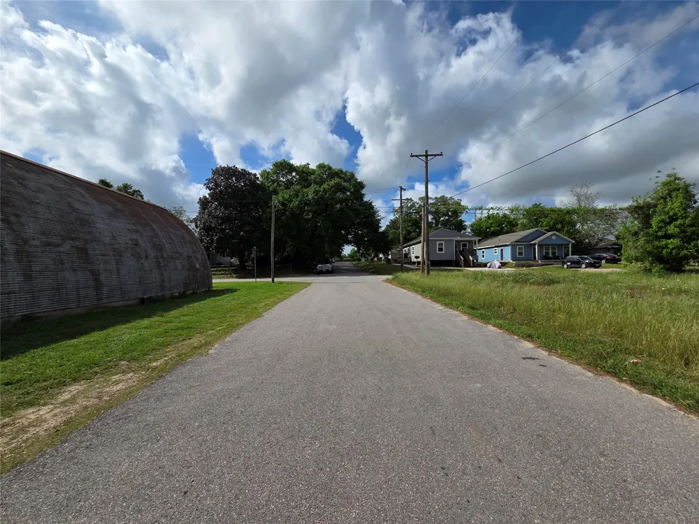 601 Franklin Street Liberty, TX 77575