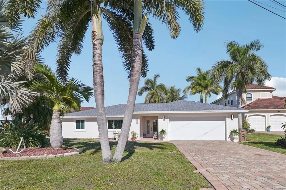 1819 SE 43 St Cape Coral, FL 33904