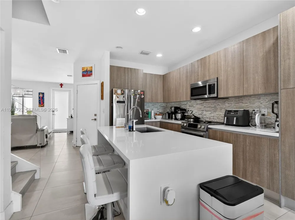 7159 NW 102nd Place Doral, FL 33178