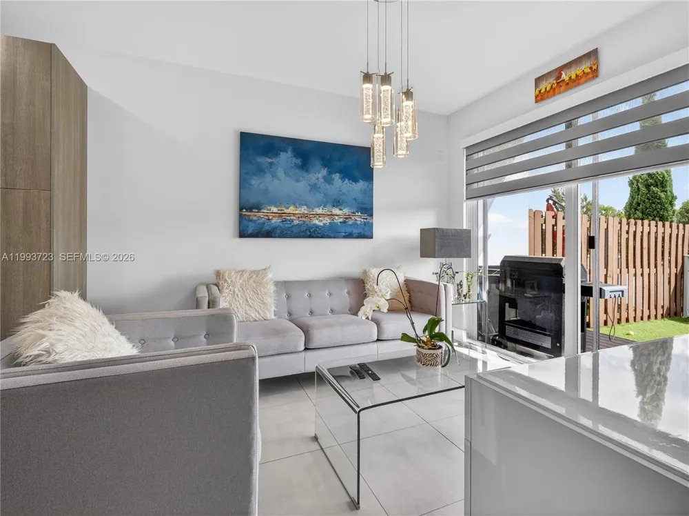 7159 NW 102nd Place Doral, FL 33178
