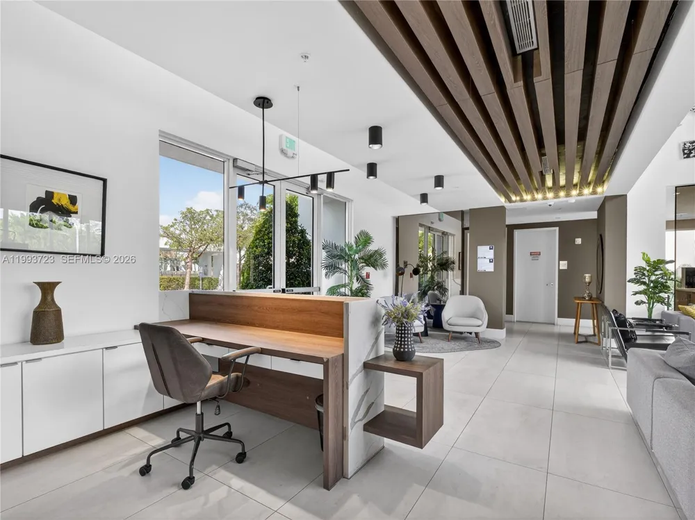 7159 NW 102nd Place Doral, FL 33178