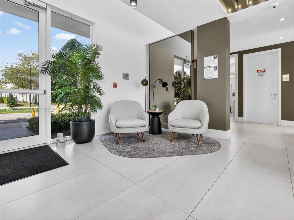 7159 NW 102nd Place Doral, FL 33178