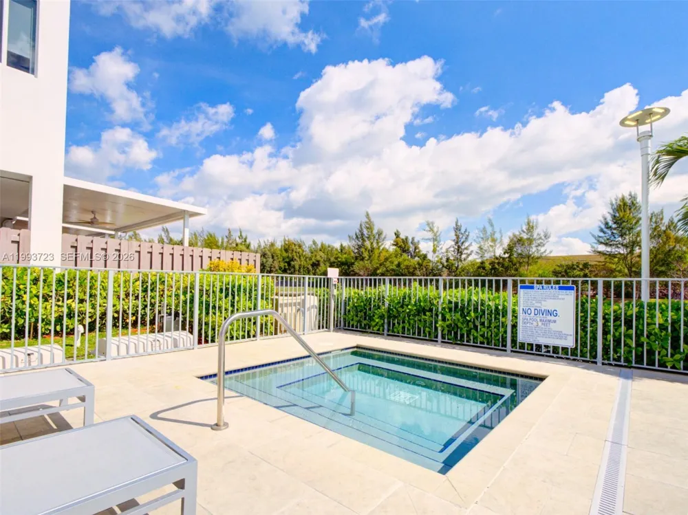 7159 NW 102nd Place Doral, FL 33178