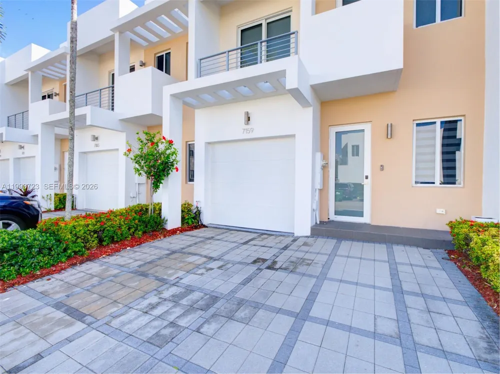 7159 NW 102nd Place Doral, FL 33178
