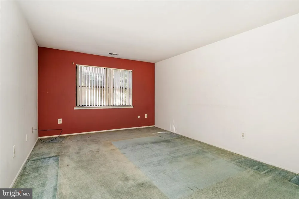 1614 SILVER COURT Hamilton, NJ 08690