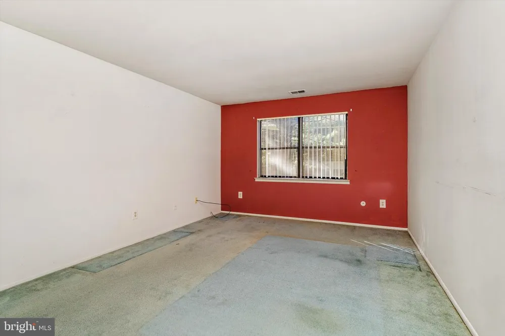 1614 SILVER COURT Hamilton, NJ 08690