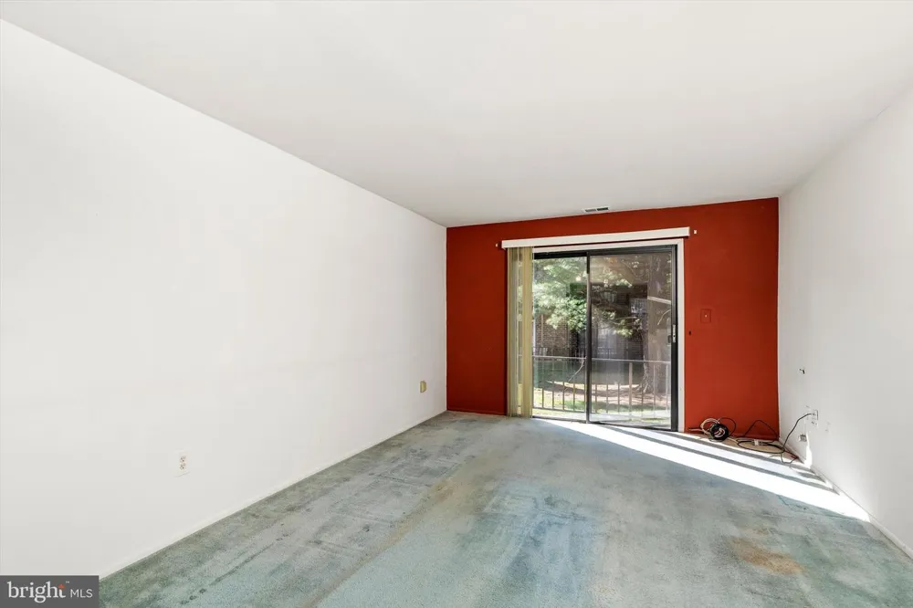 1614 SILVER COURT Hamilton, NJ 08690