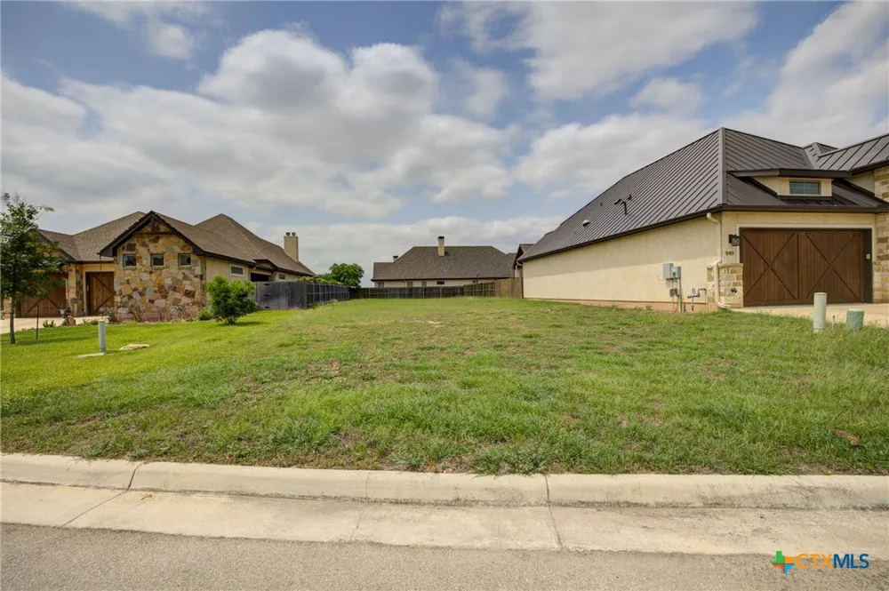 945 Gruene Place Drive New Braunfels, TX 78130