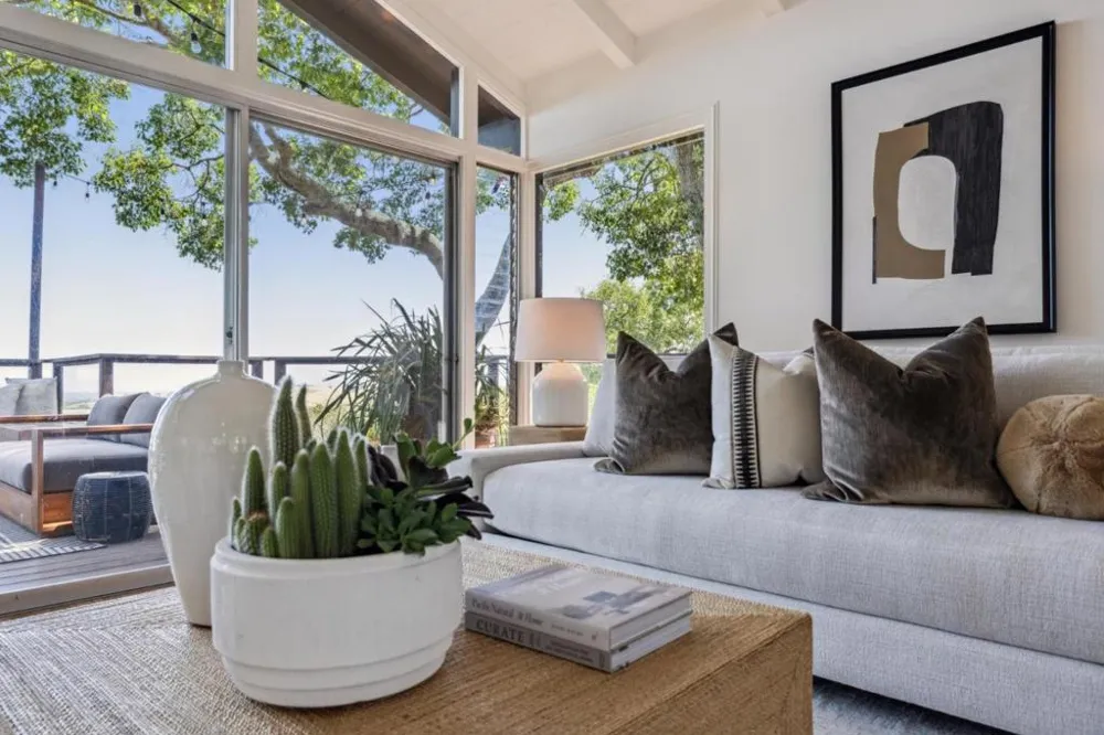138 Bolivar Lane Portola Valley, CA 94028