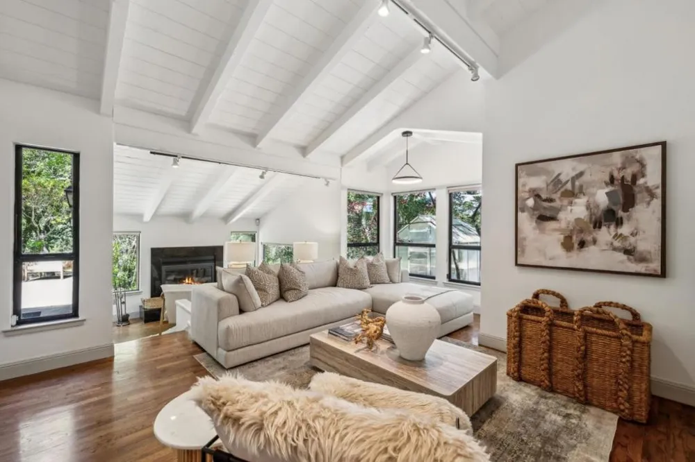 138 Bolivar Lane Portola Valley, CA 94028